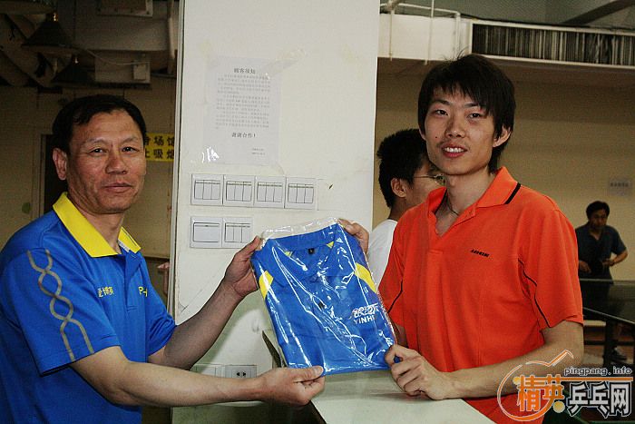 [��ͼ]��Ӣ���ӱ������Ѿ��ֲ�2009��4��26�ա���192�ڡ����ʵ