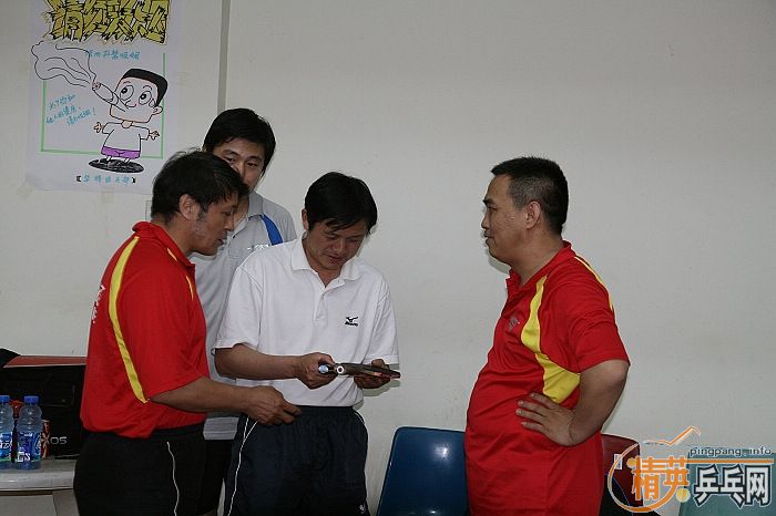 kwS4Deh8.jpg