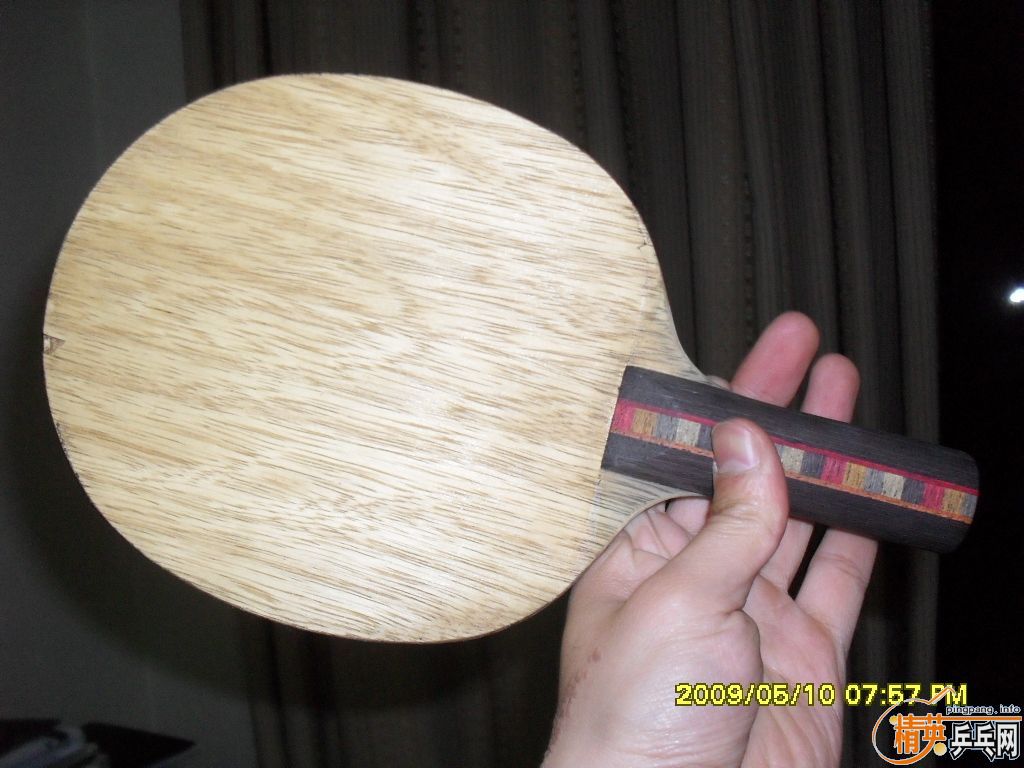 ��DONIC ��̼ ST �л� 240����ݣ���С��������ƹ��������־