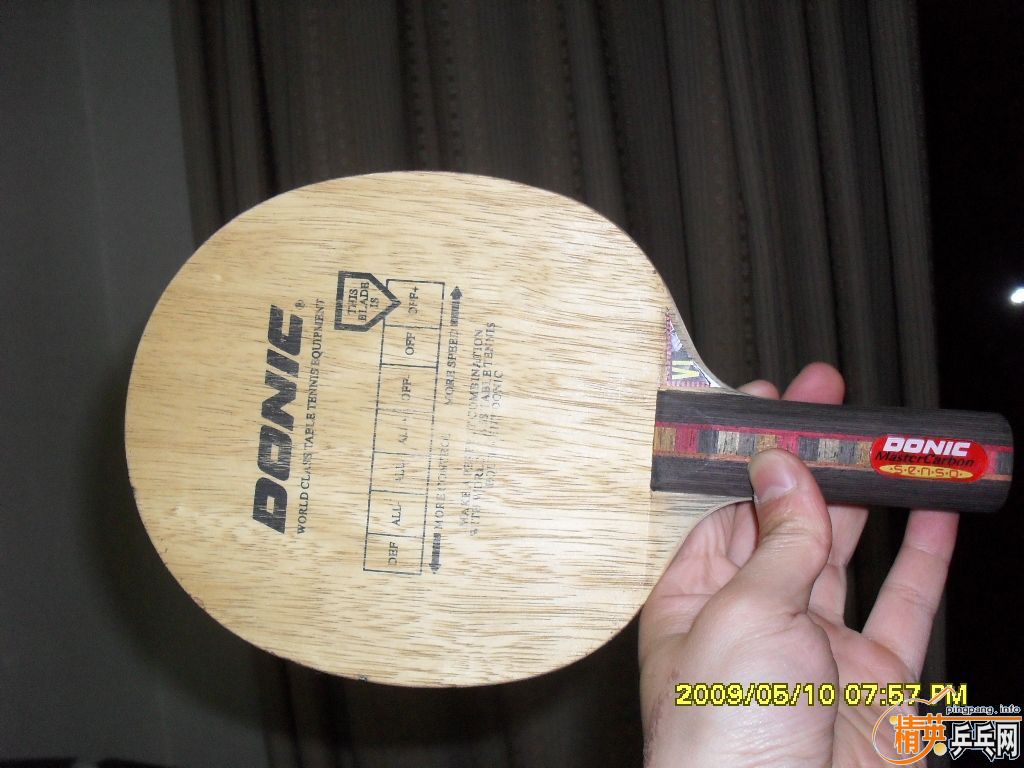 ��DONIC ��̼ ST �л� 240����ݣ���С��������ƹ��������־