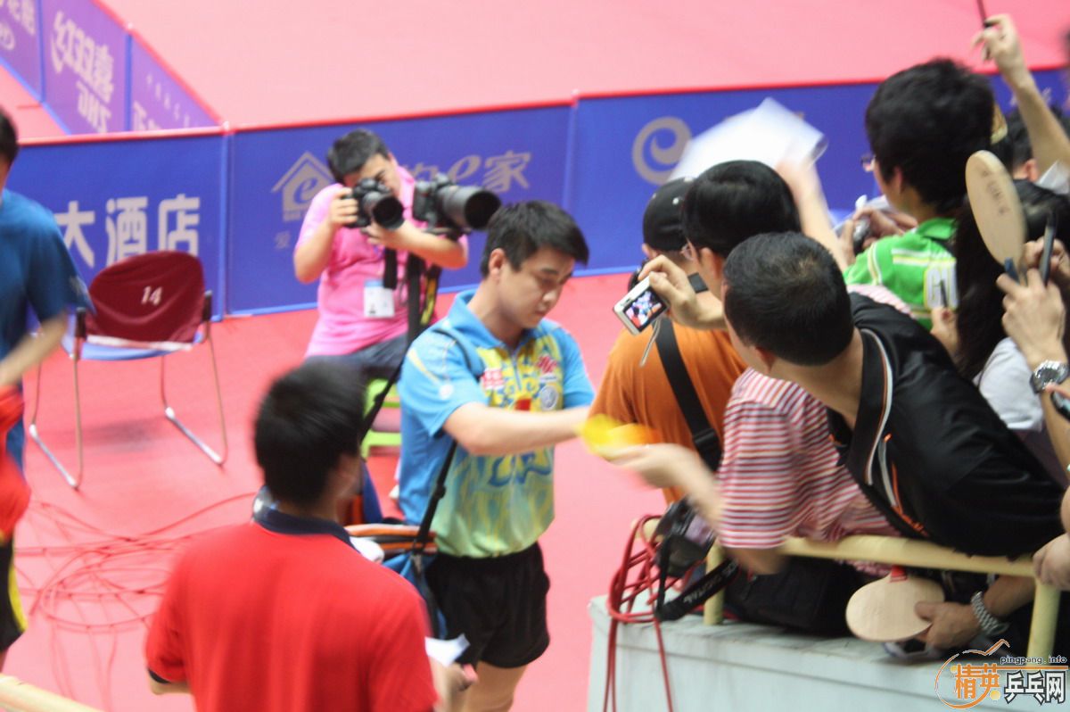 ���ޱ�ƹ�����ֳ�