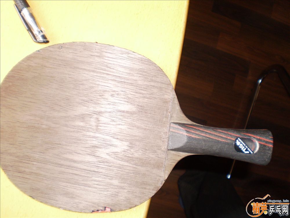 �����������ľʾ��ڼ�һ�ѽ�Ƥ(����ͼ��