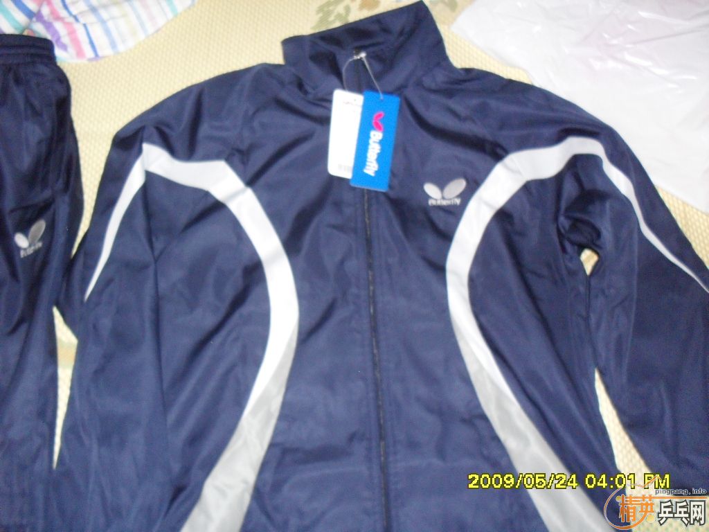 �������񽱵ĺ����˶���һ�ף���ý����װ塣