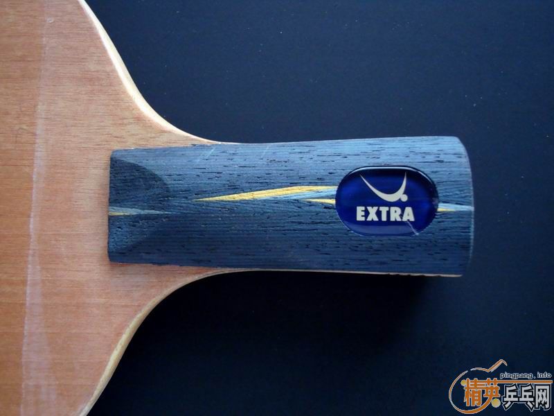 ������ɫ�µ��հ�ye