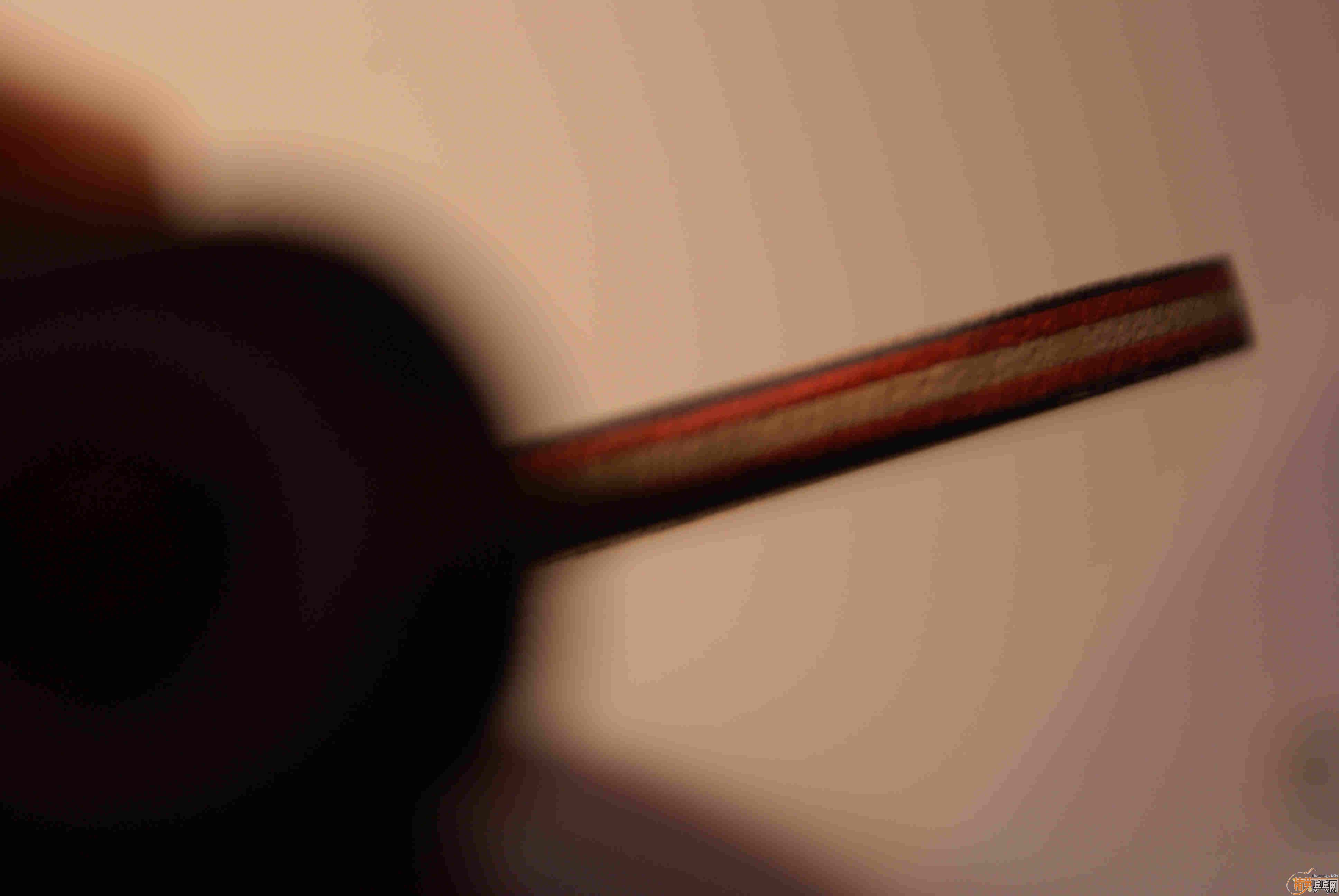 �ϻ�ɫ����ֱ������򻻣�