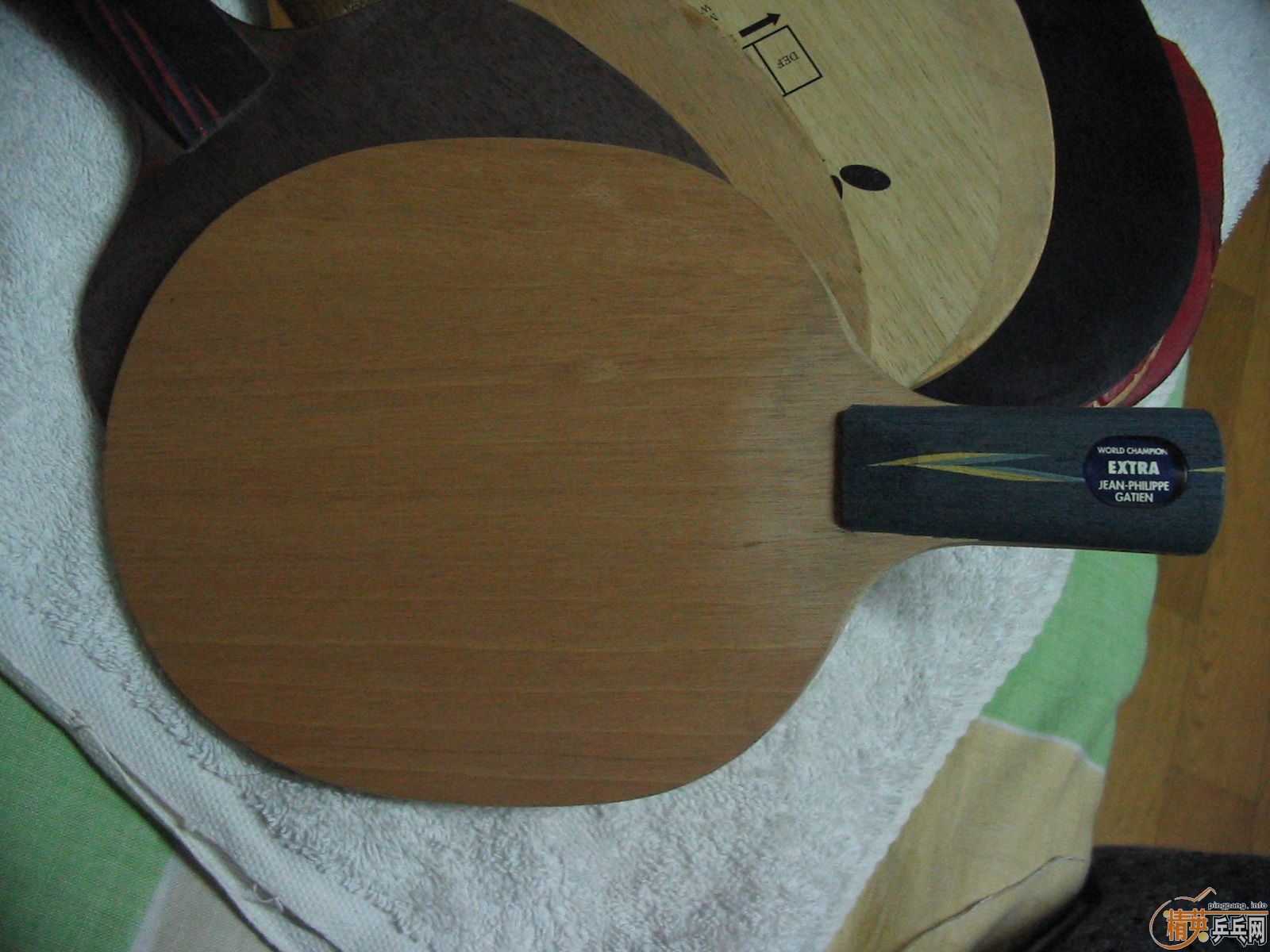 �ϻ�ɫ����ֱ������򻻣�