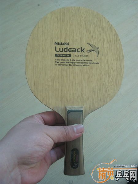 ��һ��Ӳ��ľ��������ľ��