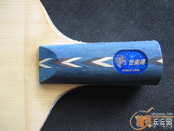 ���µ���ɫ����