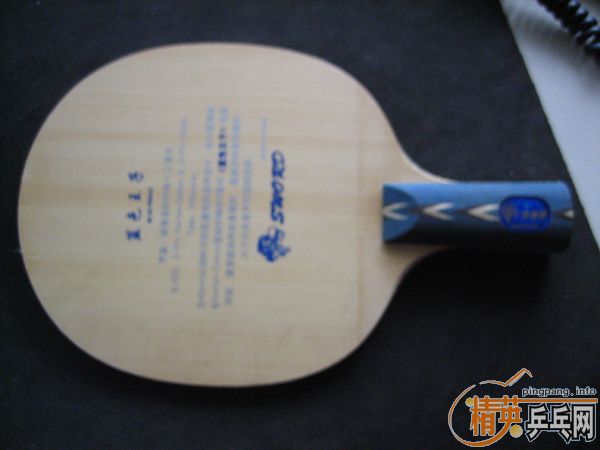 ���µ���ɫ����