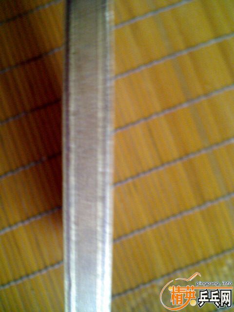 9����ͦ�ΰ�ɫ��ը�� 270��