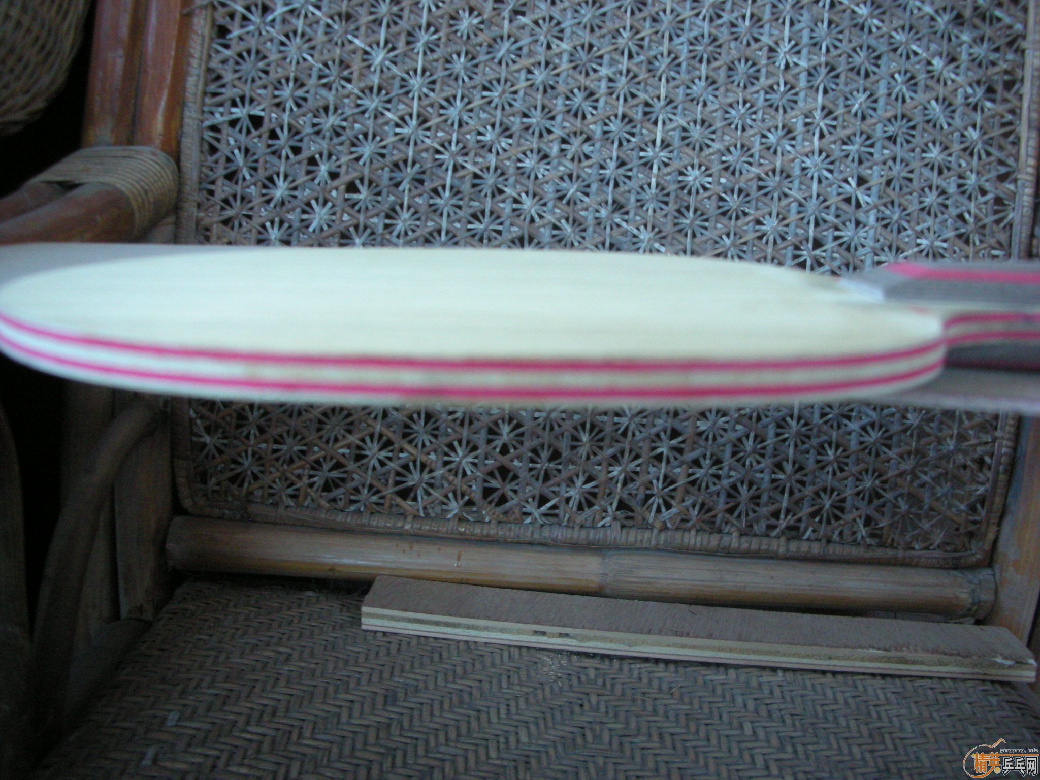 ���ճ���غ�ڡ�CL��������ۿ�������ľ