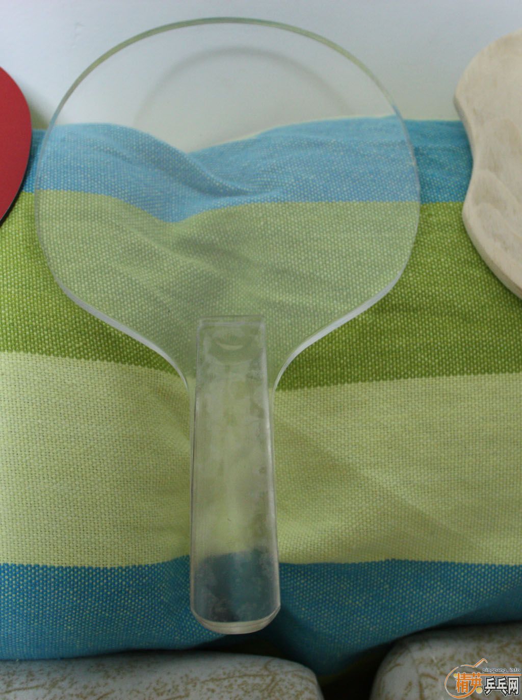 [ԭ��]���ֱ��ͶƱѡ������ϲ�������ӱ��  �ٸ���дһ�����ĵĲο��۸�  ��ӽ��ı��ۻ���ҵ�ǩ������һֻ