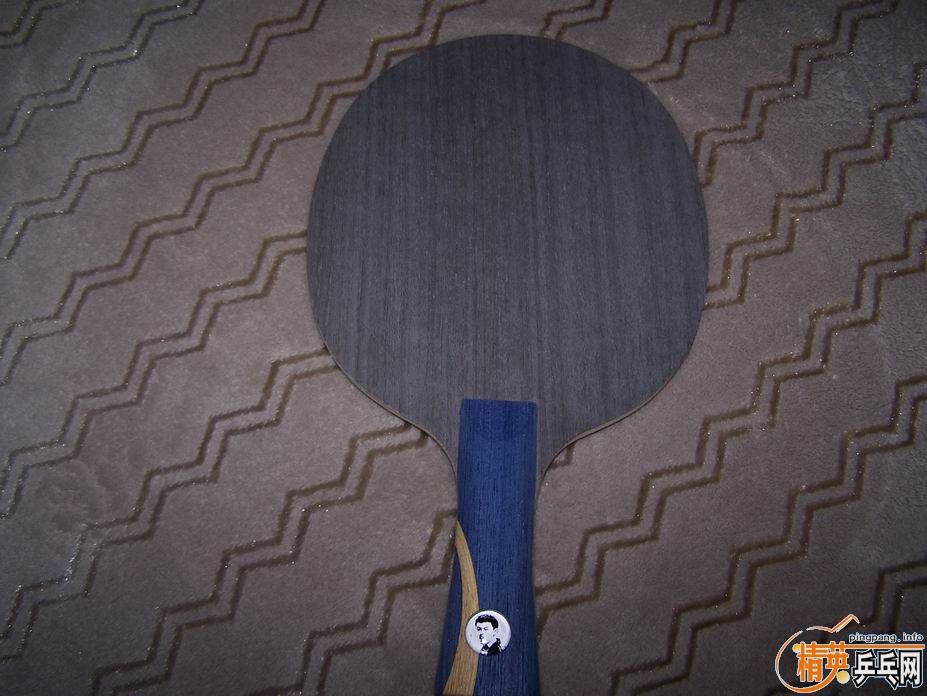 ����400Ԫ��EMS���������ߺ͵������У�