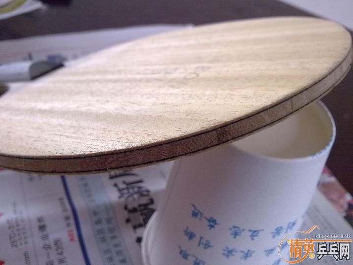 ��ɫ���ϰ����������ֱ̼�廻���ں��