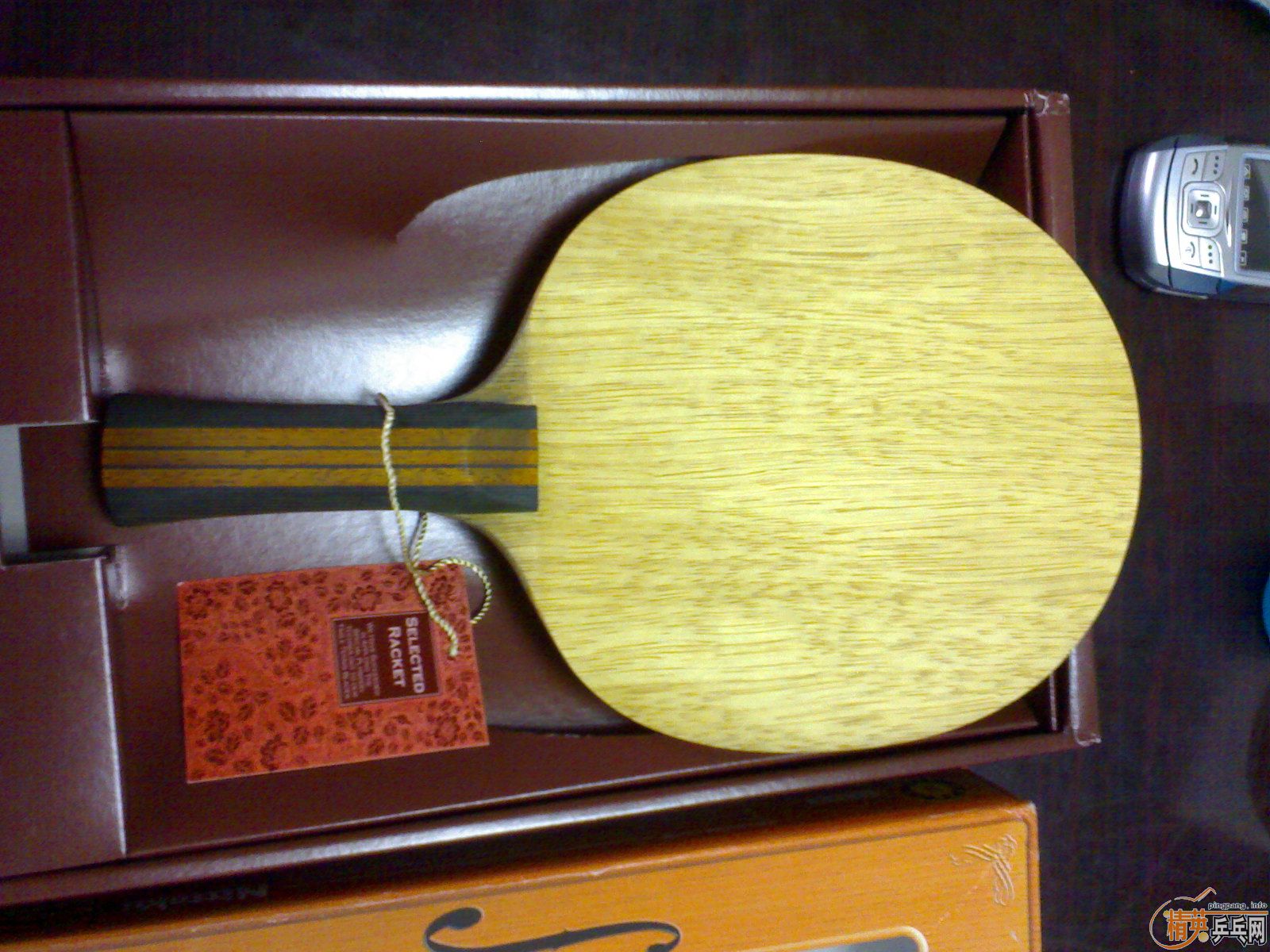 �ͼ۳���Ʒľ�����͹�Ծ