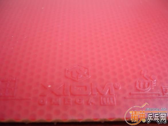 ���ǳ��µĺ�ɫ����ŷ����3���ͺ�ɫ��������������180������֧����