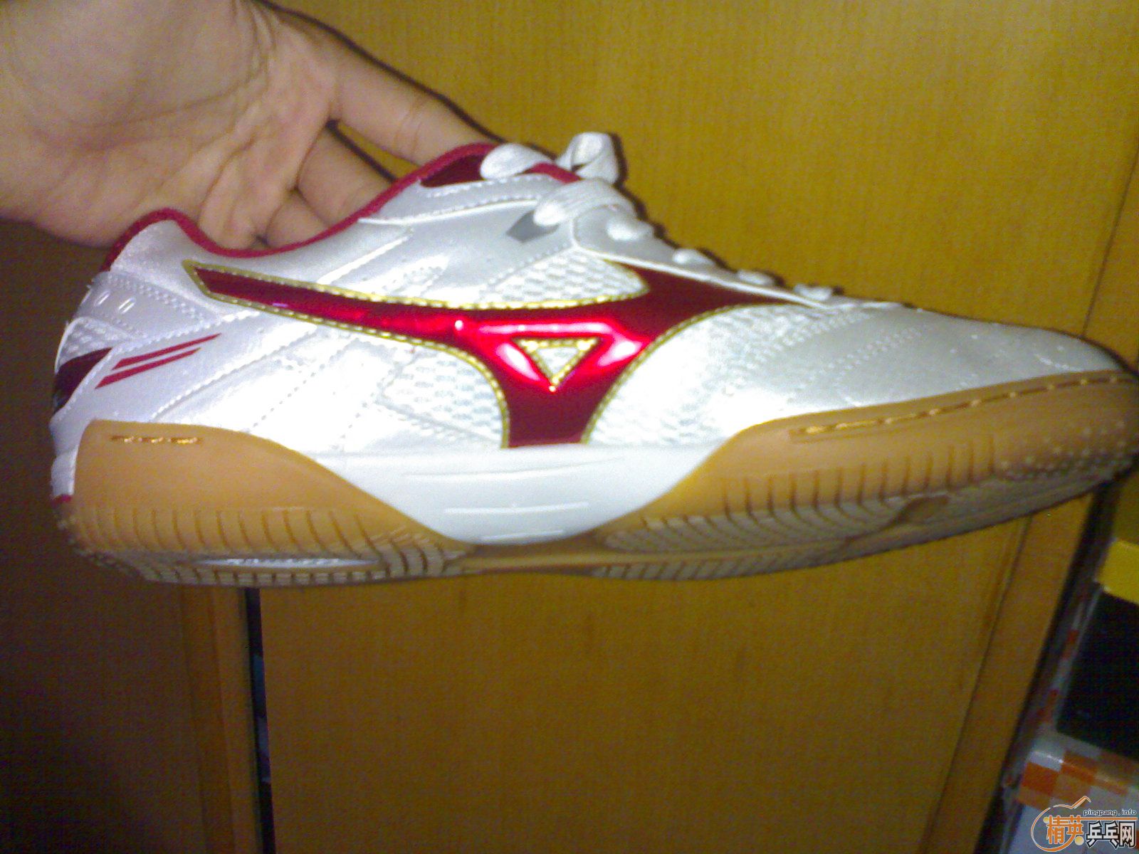 �Գ�����Ʒ����ŨWAVE DRIVE 4ƹ����Ь��800Ԫ����EMS