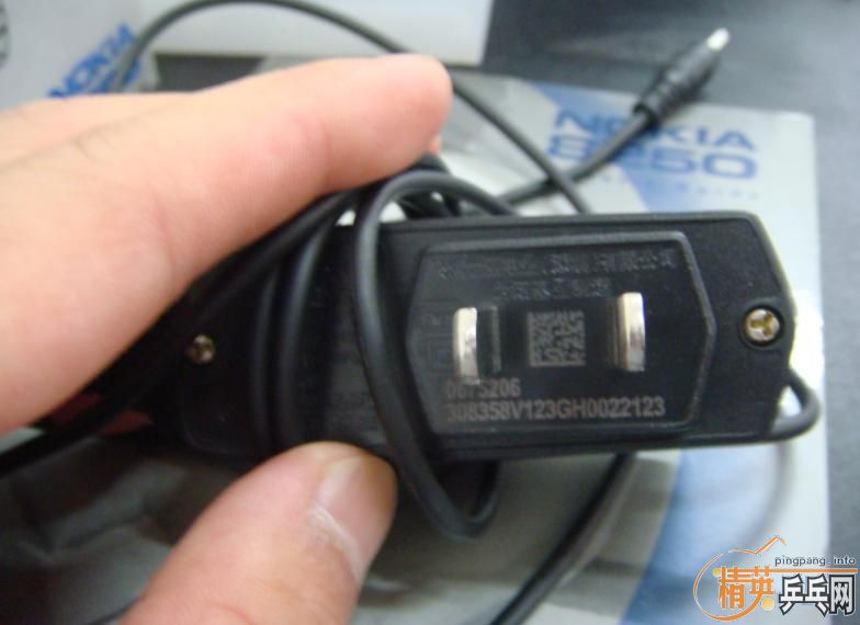 [�Ƽ�]ŵ���Ǿ����ֻ�8250����ɫ����������ֱ�׽� ���Ǻǲ���û��ϵ������һ��