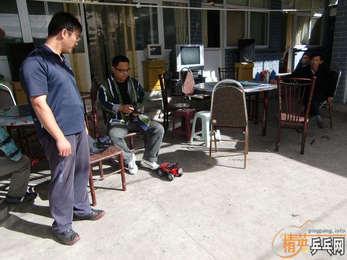 ��Ӣ���ƹ�Ѿ��ֲ�С�ֶӼ�����