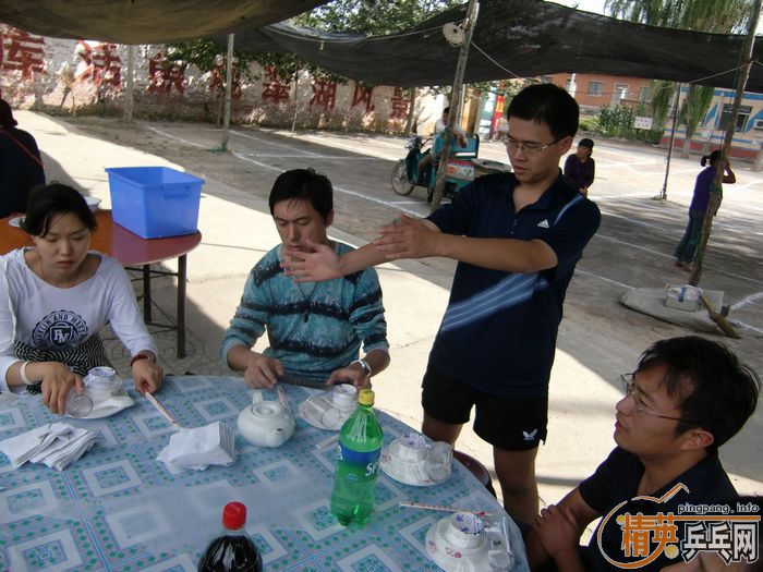 ��Ӣ���ƹ�Ѿ��ֲ�С�ֶӼ�����