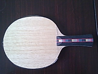 ���������ӣ�һ����̼ULTRA CARBON��һ������һ�εĺ�ˮ�������߶���ȫ��һ���˶�û�С�