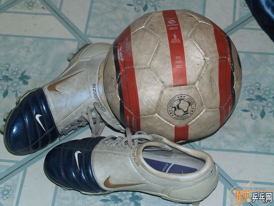 ƹ����������������𣬽�����һ�£���Ь���׽�����