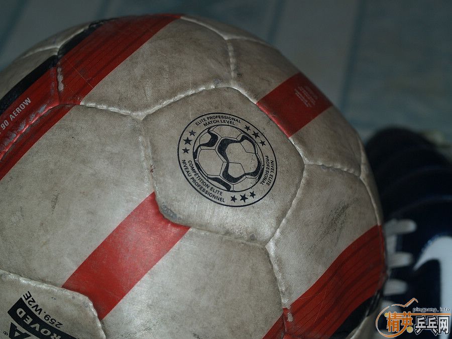 ƹ����������������𣬽�����һ�£���Ь���׽�����