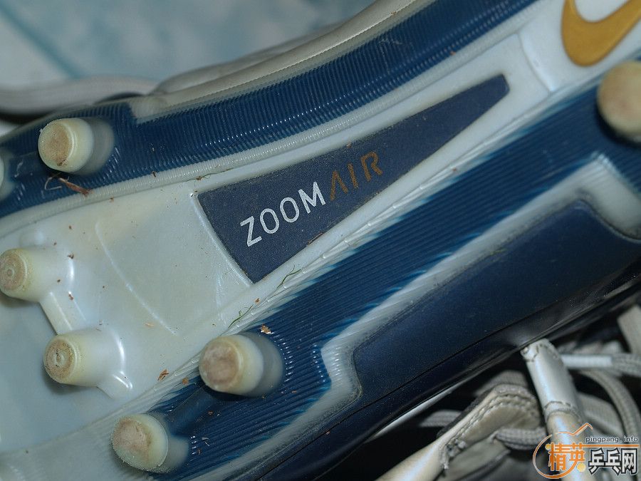 ƹ����������������𣬽�����һ�£���Ь���׽�����