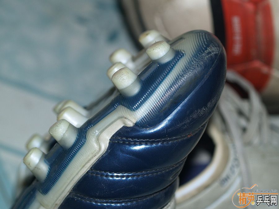 ƹ����������������𣬽�����һ�£���Ь���׽�����