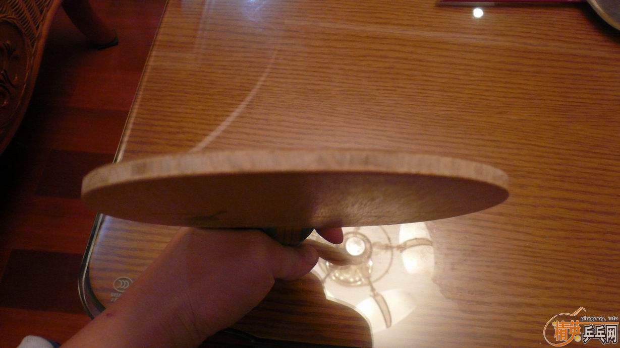 ��9.9���µ�ľ����