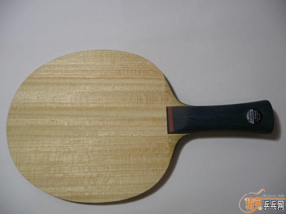 ������BOLLһֻ��������̼һֻ����ɫELһ�ţ���ɫL һ��