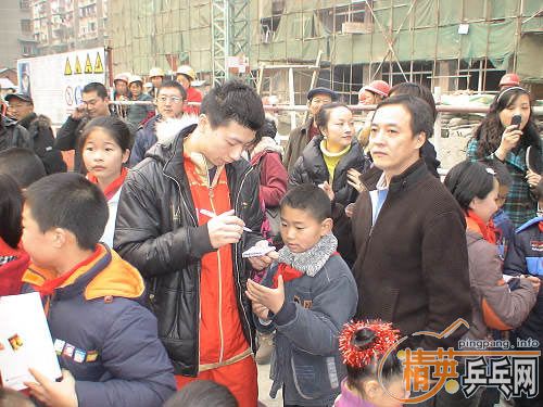 ���˹ھ�����������ͼ��