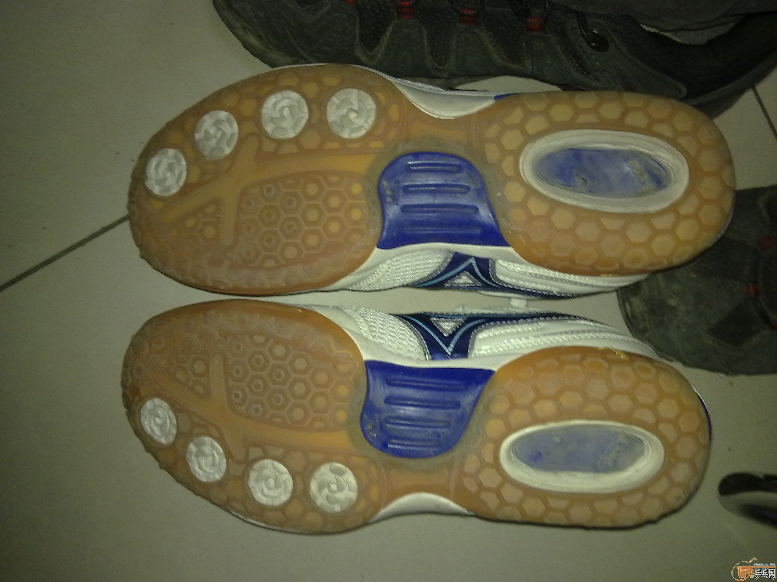 ��һ˫mizuno18km76027��200���飬������Ƭ