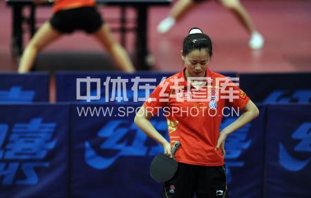 �й�ƹ����Ů�ӽ�����ƹ��ѡ���� ��½��