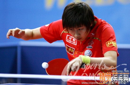 2009�����ƹ��ְҵѲ�����ܾ���Ů����1�֣�����4��0ʤ��Ѷ�