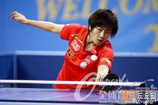 2009�����ƹ��ְҵѲ�����ܾ���Ů����1�֣�����4��0ʤ��Ѷ�