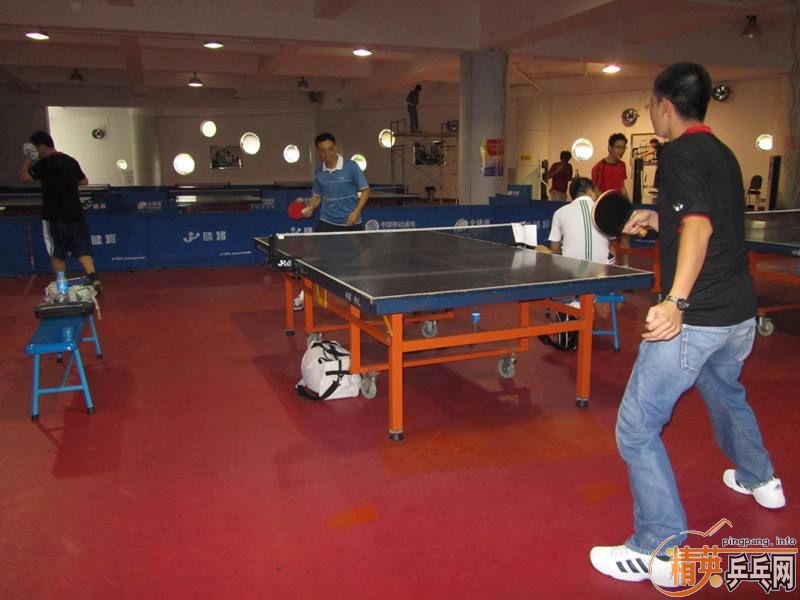 vr09Kwu8.jpg