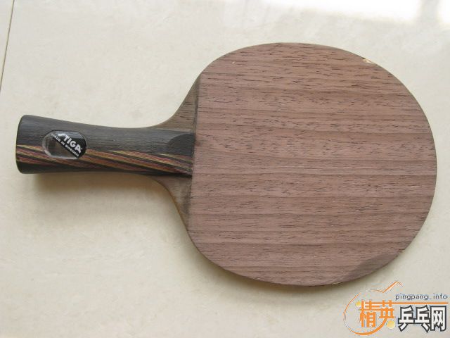 ������壬һ��������̼�߳��£�һ��Ĺ��ĻƱ�STIGA offensive oversize