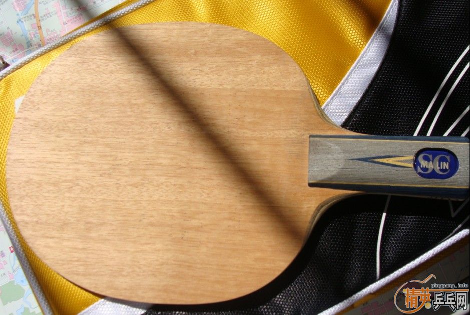 ���հ�������̼������E1