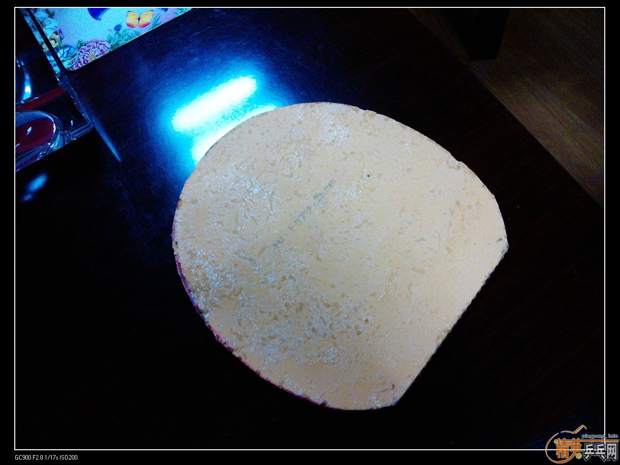 ����һ�ų��ᣬ�ֺ�һ��EL�����������ѳ���������Ǯ����