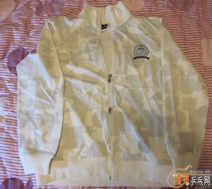 ��һ������Ũ����ɫ���º�HP��� ���м�fila