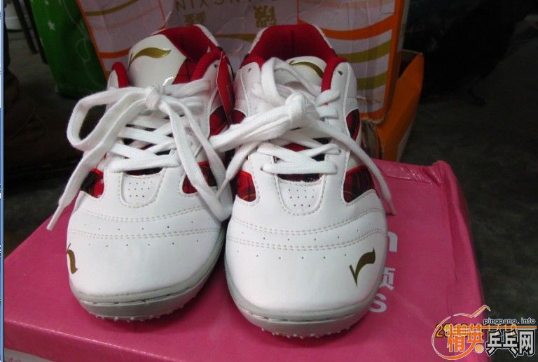 �����ѳ���˫Ůʽ����ƹ��ѵ��Ь��������