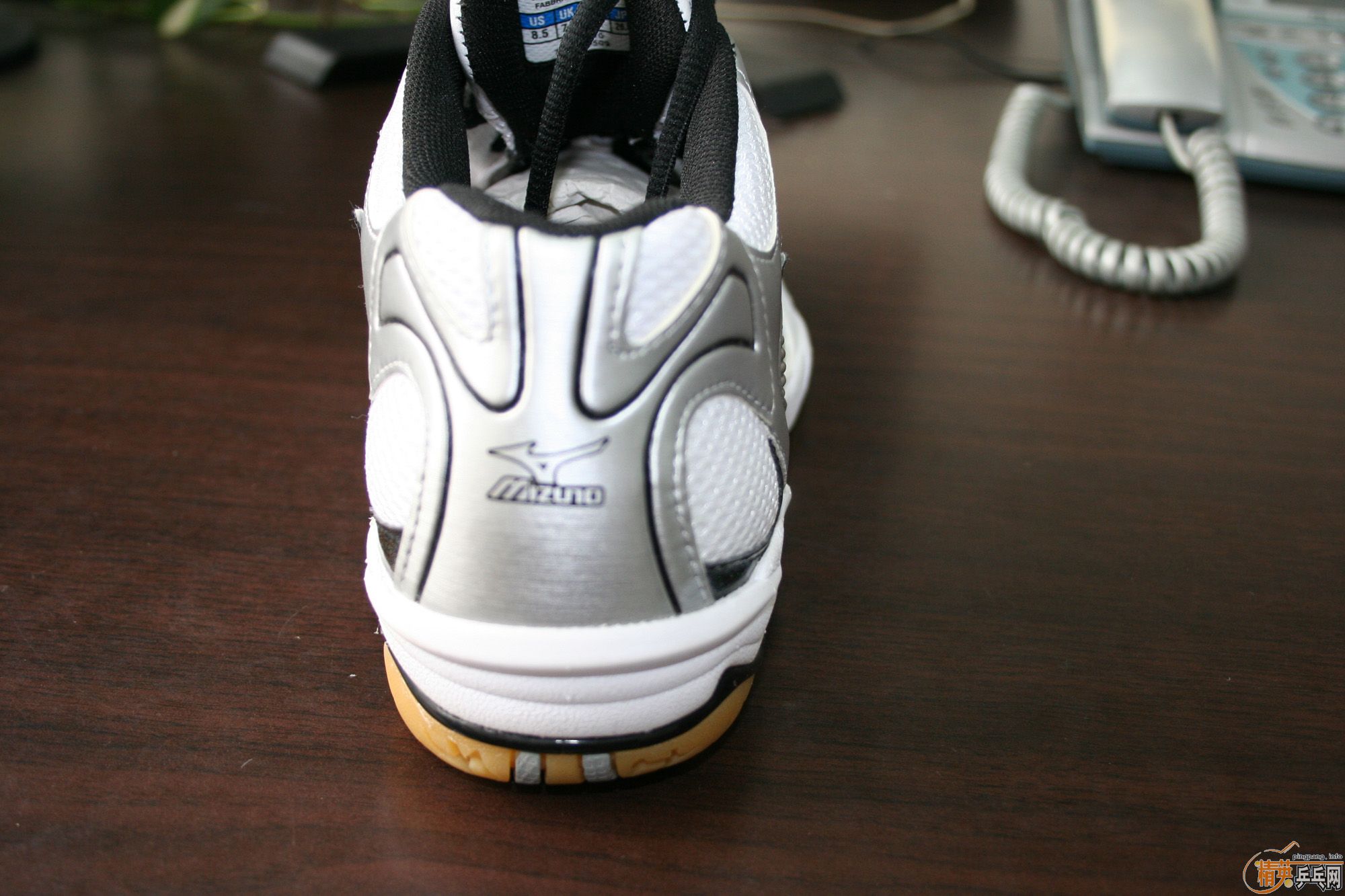 260Ԫ������ ������Ũ ��Ь 26.5CM