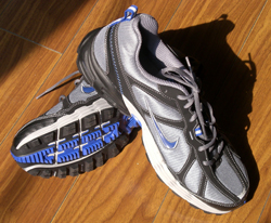 �����������Ĵ�����Ϳ�Ь