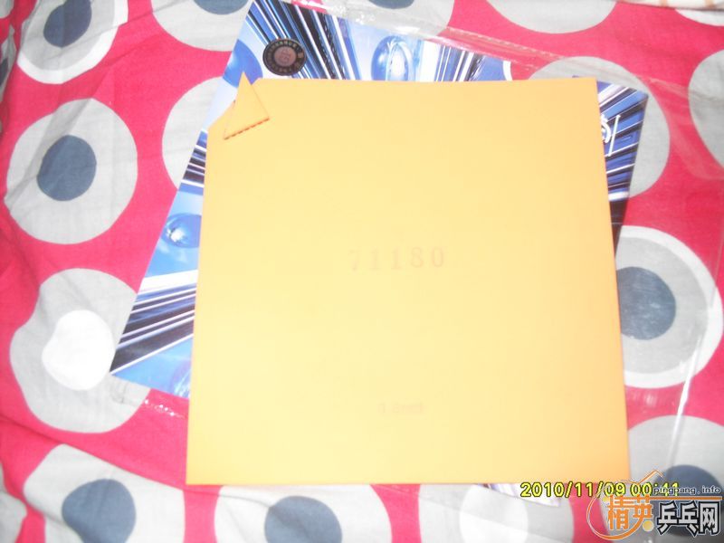 �ͺ�ɫ��������