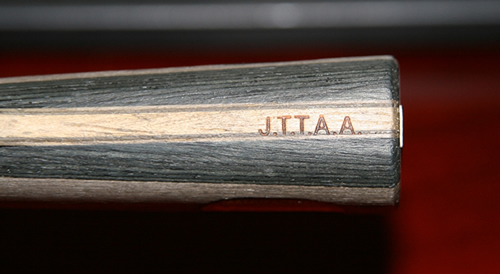 ���ų����հ��ɫ��������̼�װ�һ�飬350Ԫ���ʣ�����