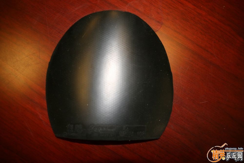 ���ų����հ��ɫ��������̼�װ�һ�飬350Ԫ���ʣ�����