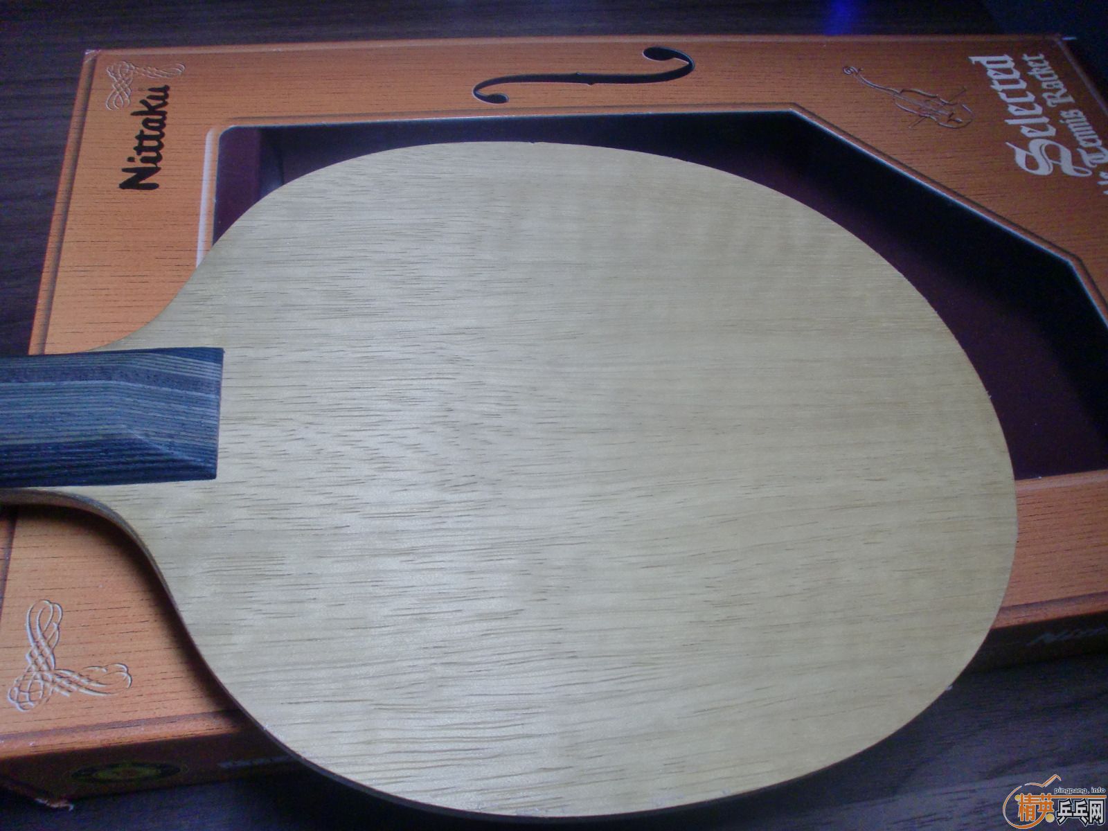 �� ľ�����Ĵ����и���