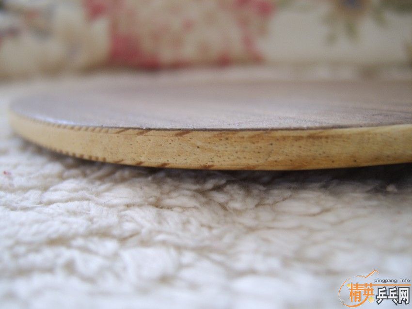 ������ʧɫ������ĳλ���ѽ�������������������ԭͼ�ĶԱȣ������������