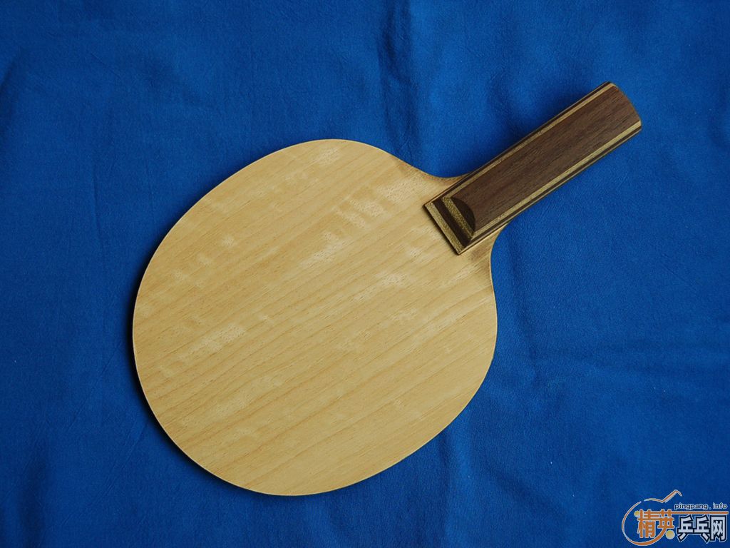 ��������塢��Ƥ��95��st�Ʊ�����˹����max���죩�����2.1���ڣ����տ�3 40�ȣ��ڣ���˹����EL��2.1�񣬺ڣ�������450 2.0�񣨺ڣ�